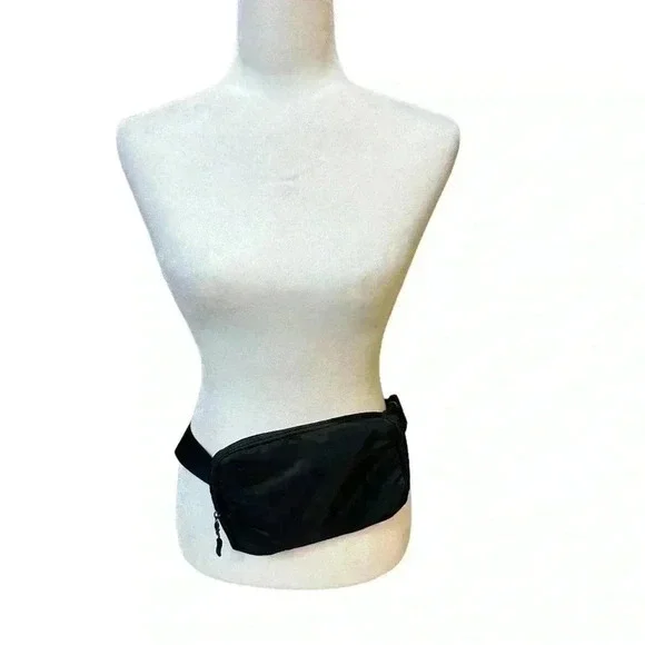 Black Belt Bag Travel Bag 9”W x 6”H - Picture 2 of 7